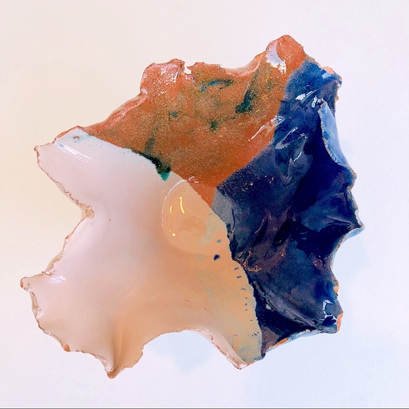 Handmade Glazed Ceramic Trinket Bowl / Dish - Picture 4 of 17